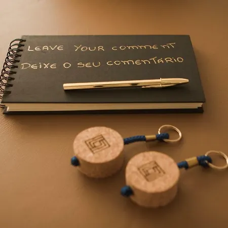 Nightingale * Oporto